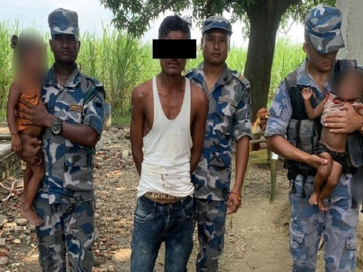 चोरिएका २ बच्चासहित एक जना सशस्त्रकाे नियन्त्रणमा